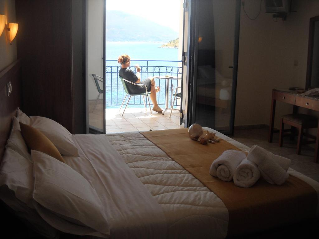 橄榄湾酒店 Agia Efimia 客房 照片